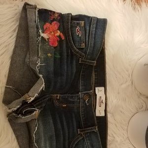 Hollister shorts waist 27